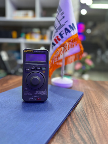 کالیبراتور جریان و ولتاژ فلوک مدل Fluke 707 ex کارکرده